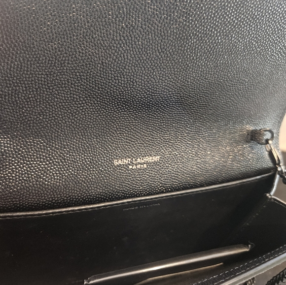 Saint Laurent YSL Monogram Wallet on Chain in Grained Leather - Nero (Black) - Picture 3 of 8